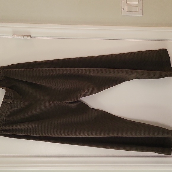 VELVET BY GRAHAM & SPENCER HIGH RISE CORDUROY PANT NWT - Picture 4 of 5